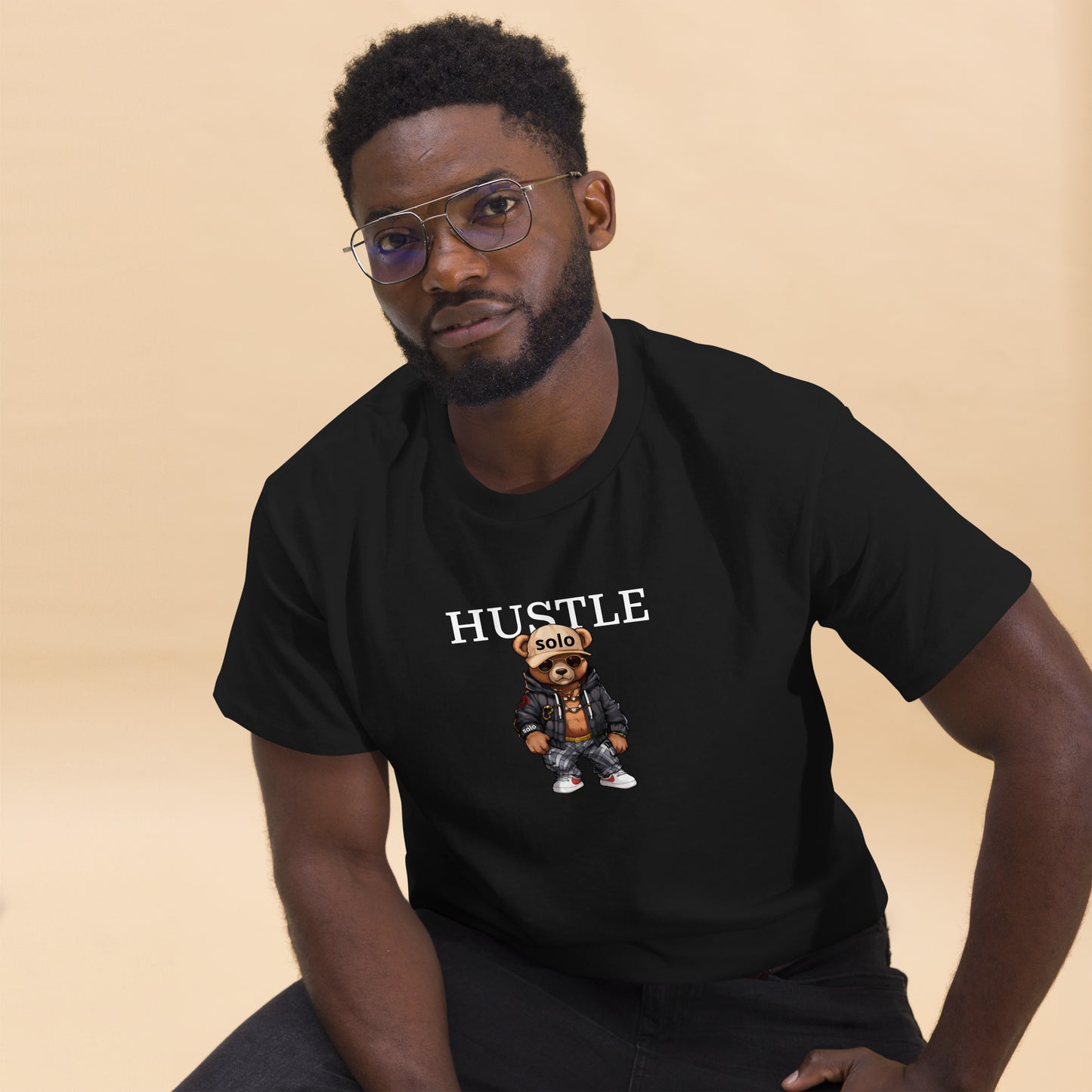 Hustle Bear t-shirt