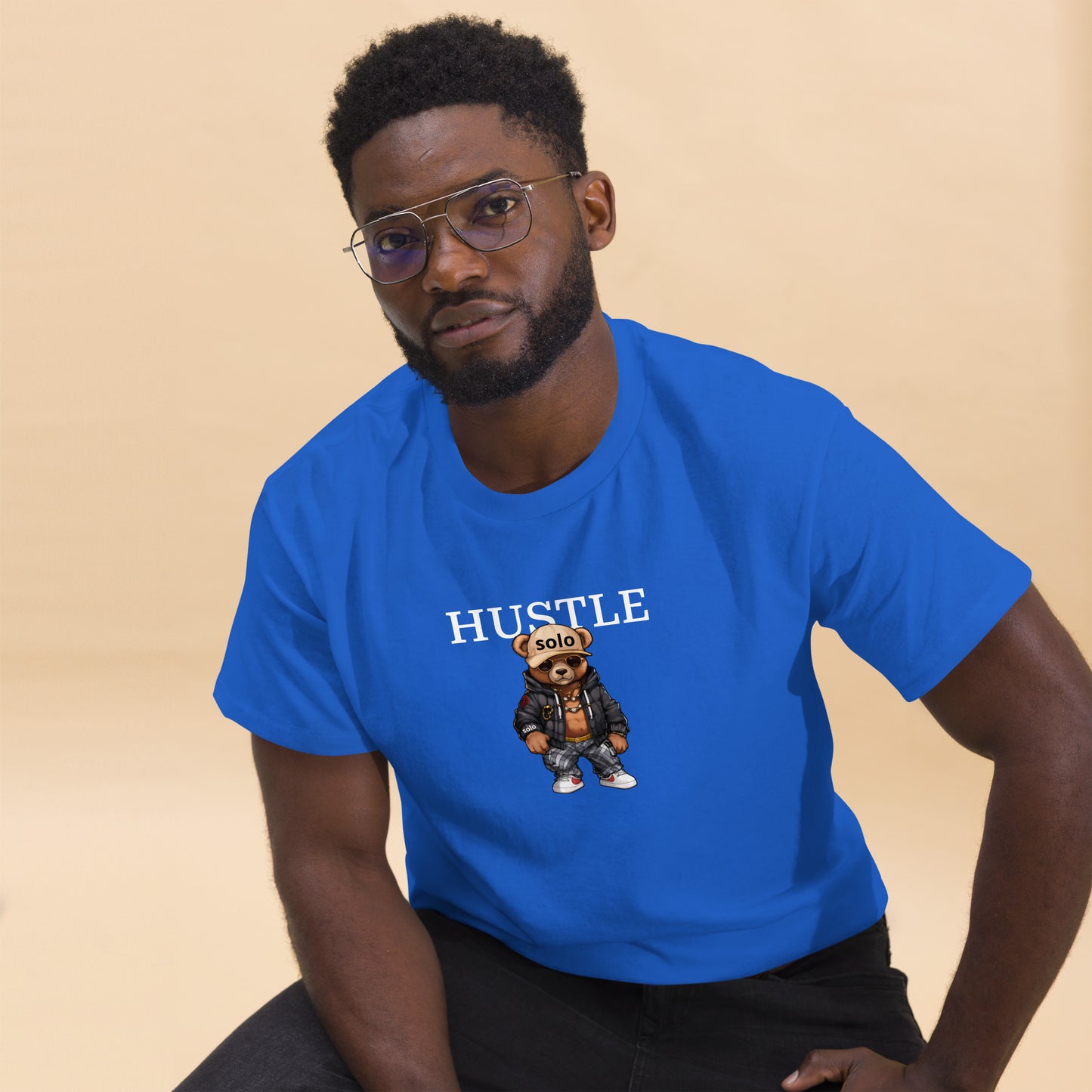 Hustle Bear t-shirt